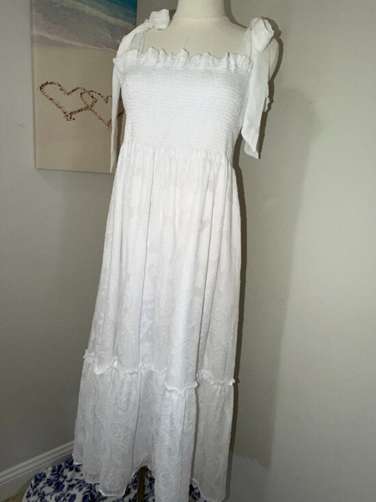 Lilly Pulitzer Dresses & Skirts - Lilly Pulitzer Rivera Smocked Midi Dress Resort White Size Large NWT